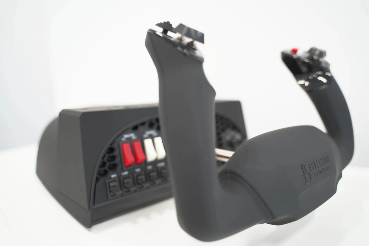 Honeycomb Alpha Flight Controls Yoke + Switch Panel (PC)